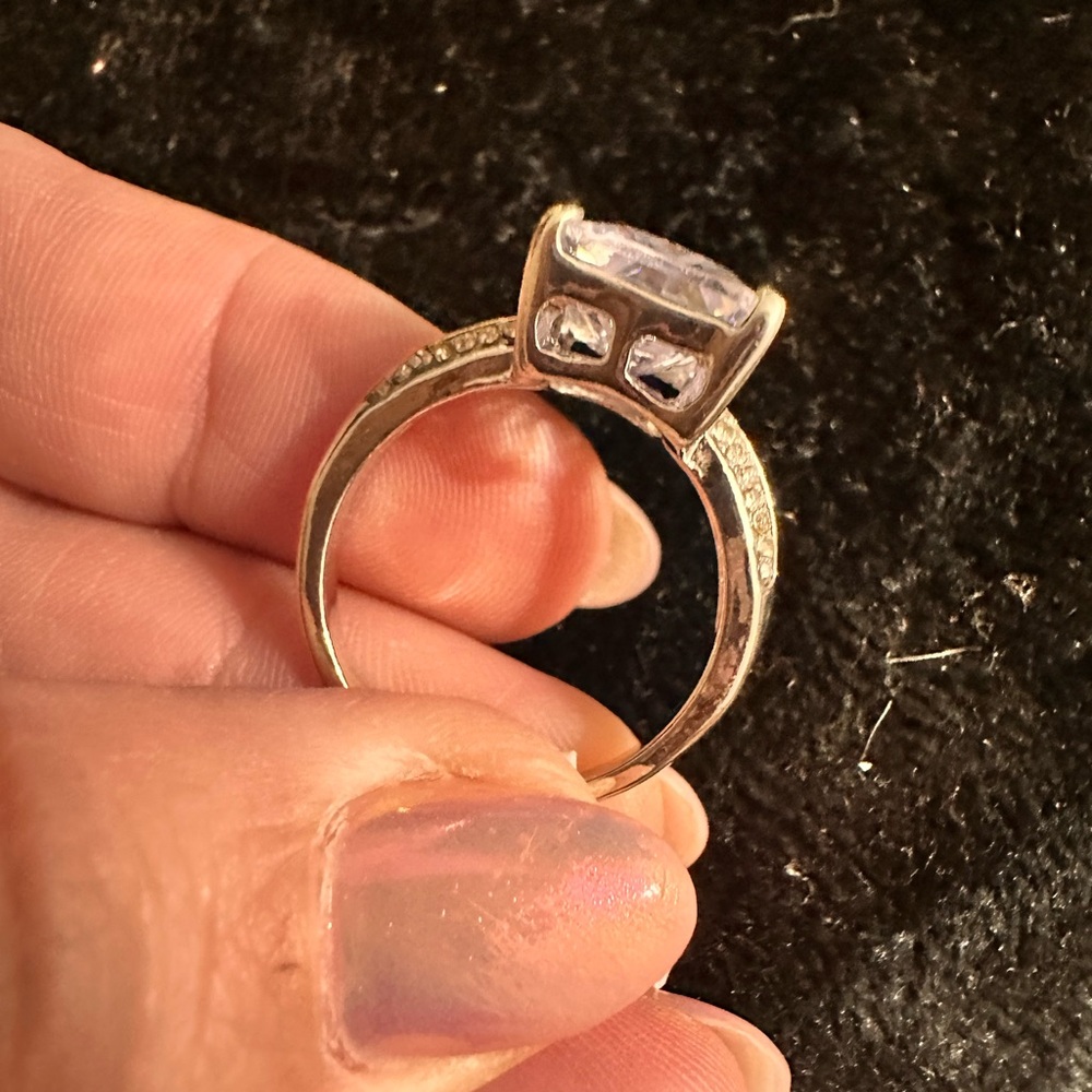 SS Zirconic Square Cut Ring - Picture 4 of 4